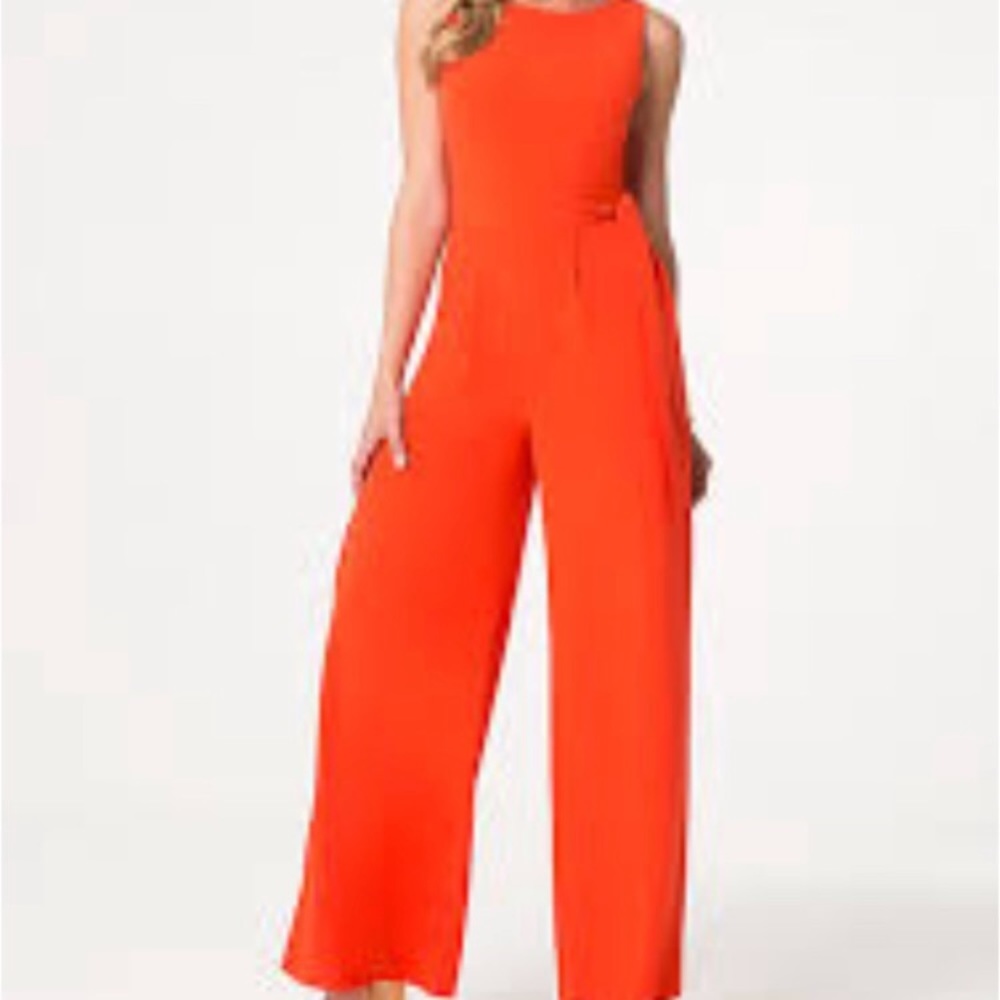 Bebe Back- Cut Out Romper - Picture 3 of 4